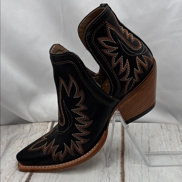 Ariat Women’s Black and Brown Western Boots Sz5 In Gorgeous Condition #0201 - Picture 2 of 12